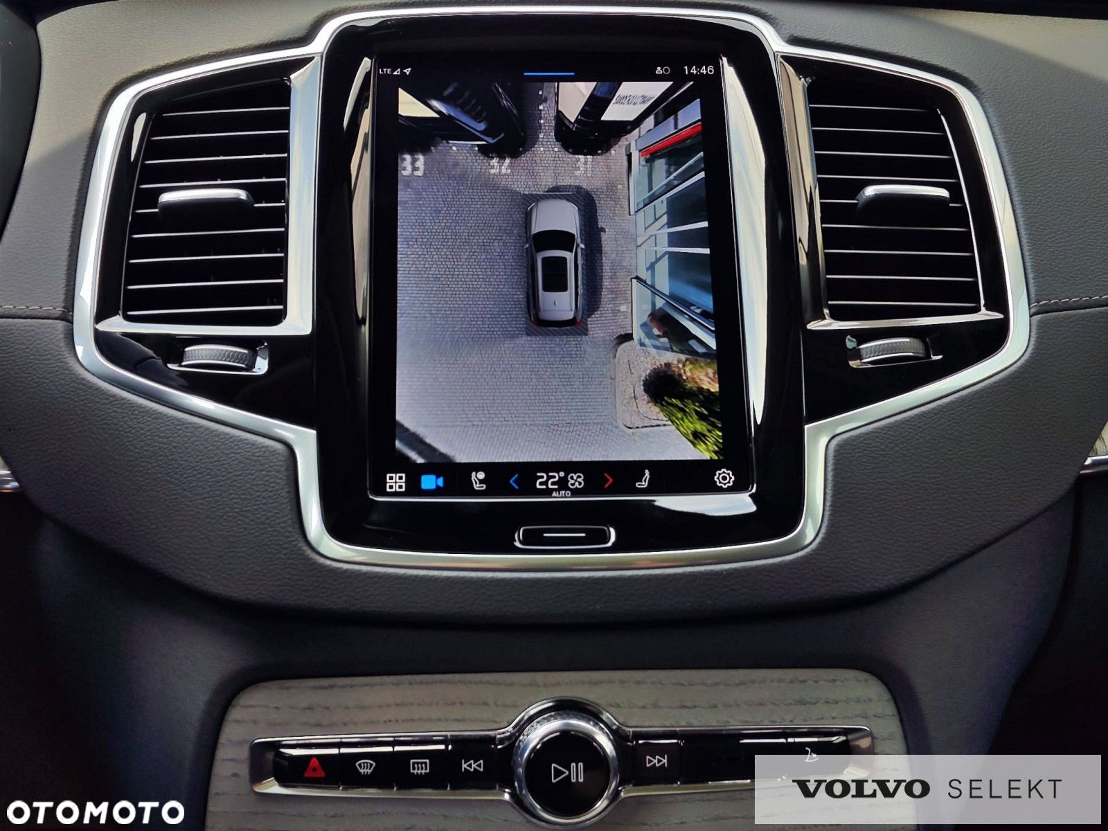 Volvo XC 90 - 21