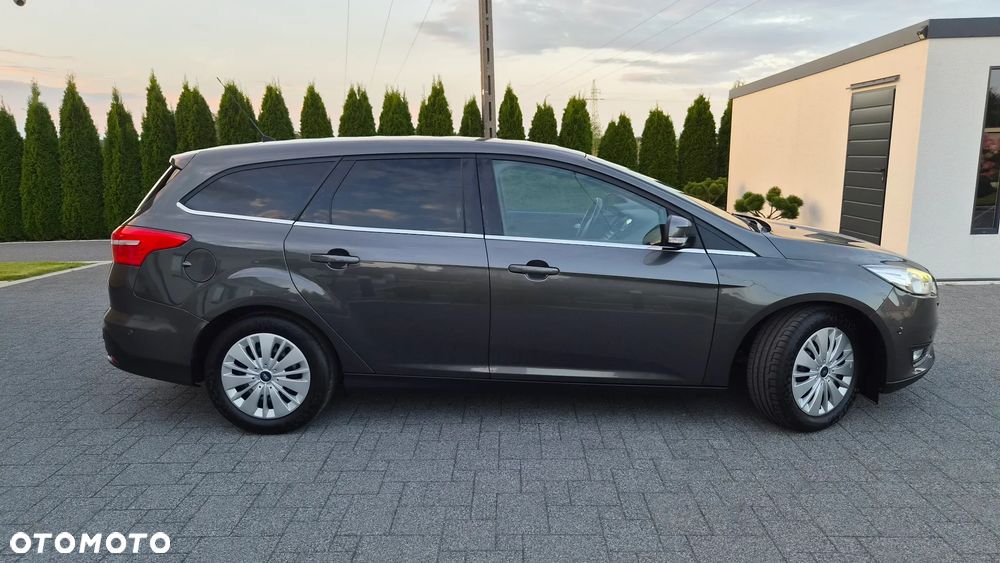 Ford Focus 1.5 TDCi DPF Start-Stopp-System Titanium - 26