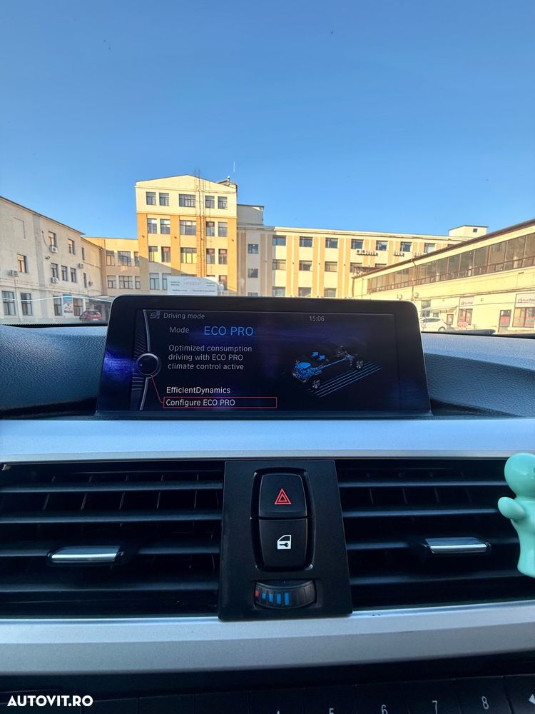 BMW Seria 3 320d Efficient Dynamic Edition Aut. - 15