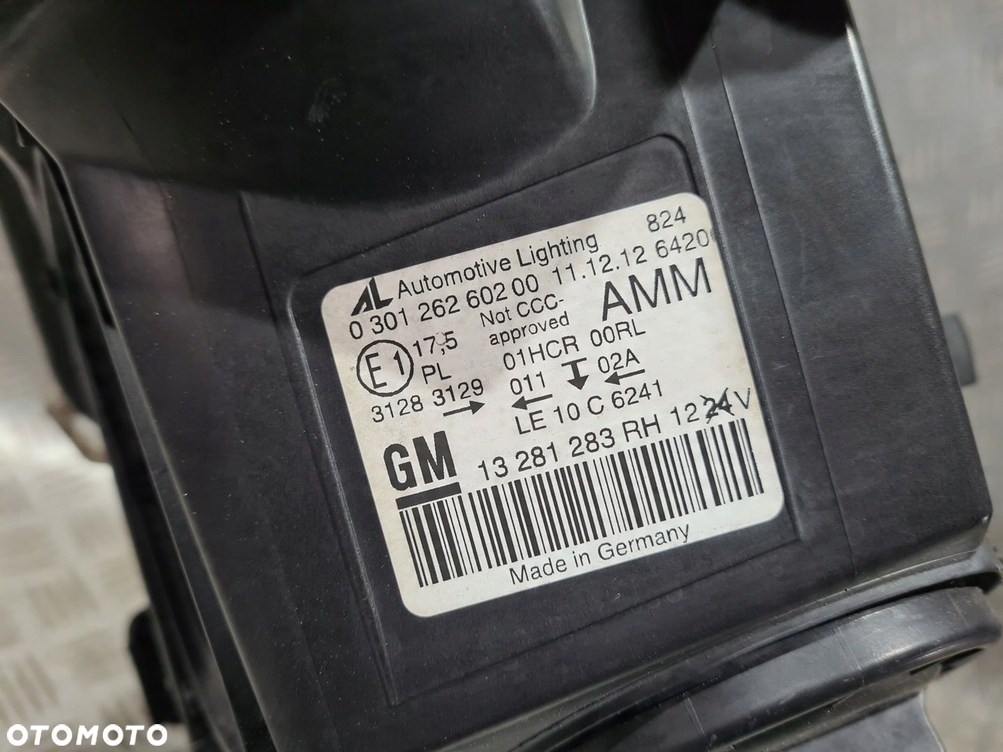 LAMPA PRAWA PRZEDNIA ASTRA J GTC CASCADA ANGLIK - 7