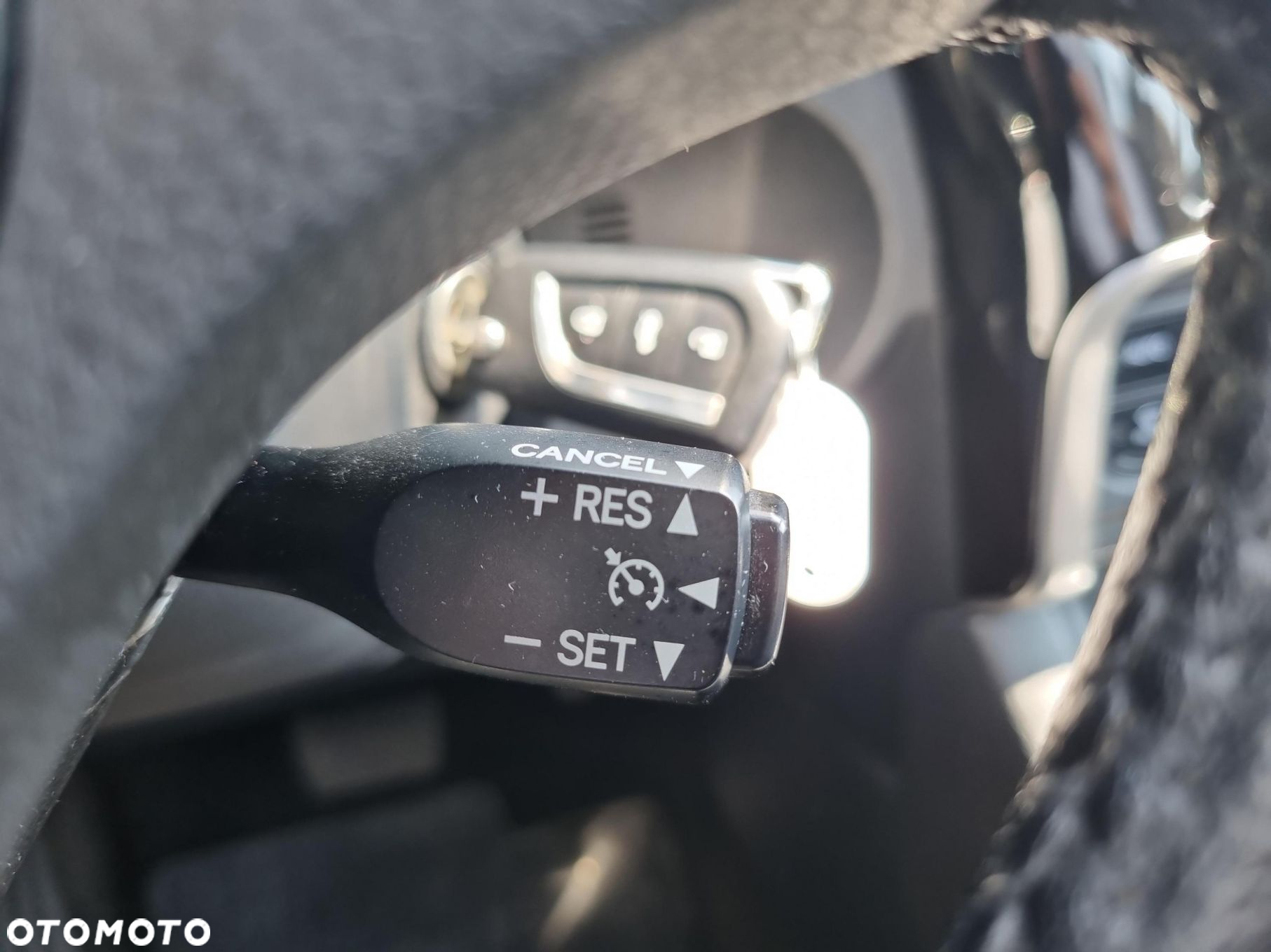 Toyota Corolla 1.6 Comfort MS - 25