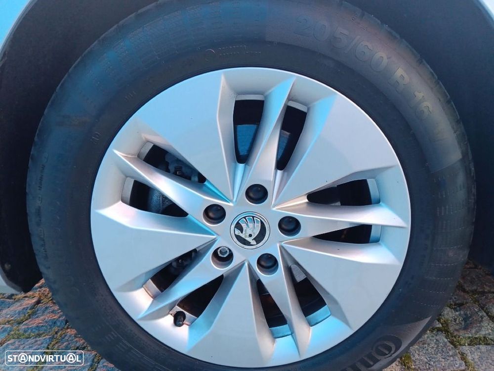 Skoda Octavia Break 2.0 TDI Ambition - 26