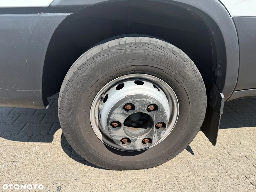 Iveco 70C18 - 16