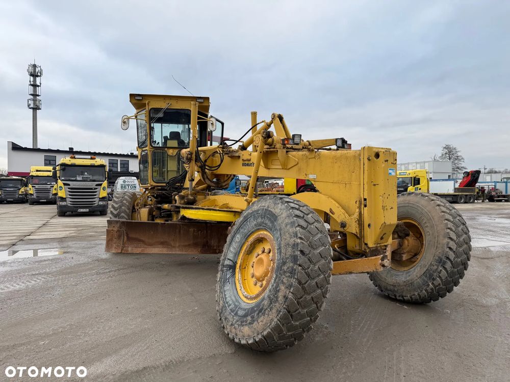 Komatsu GD 705A-4 Równiarka / 17,5 tony / - 25