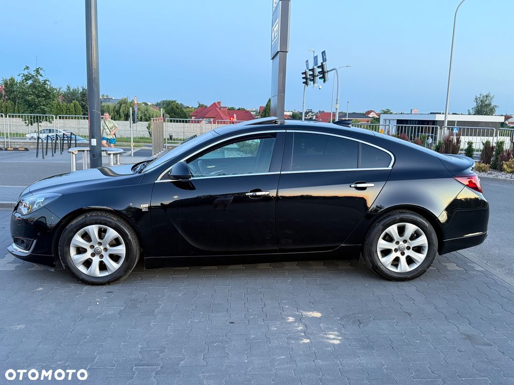 Opel Insignia 1.4 T Cosmo S&S - 2
