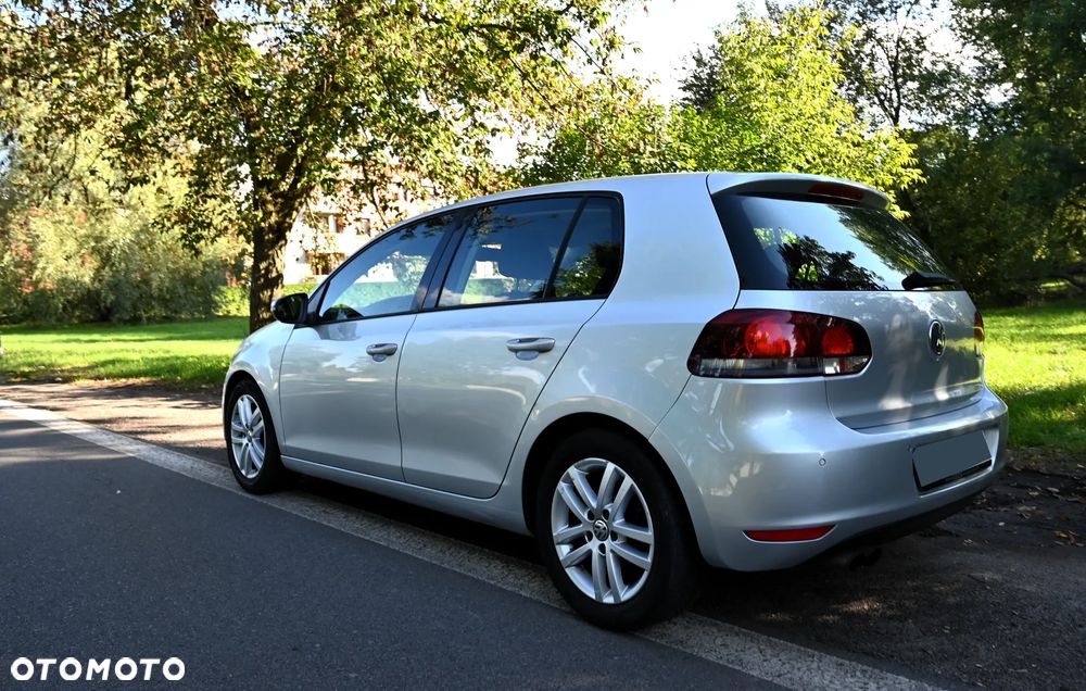 Volkswagen Golf - 11