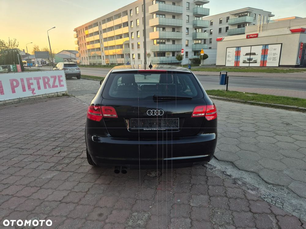 Audi A3 Sportback 1.8 TFSI S line Sportpaket Plus - 8