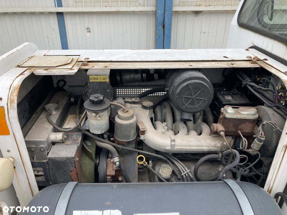 Inny TUG MA5042 - 6