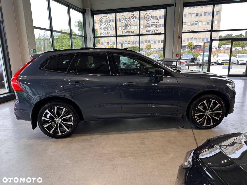 Volvo XC 60 B6 B AWD Ultimate Dark - 16