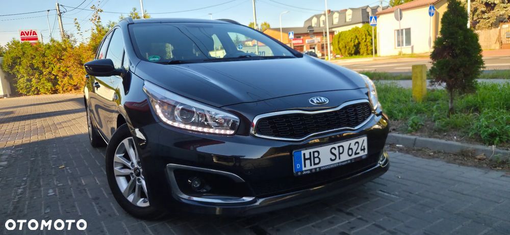 Kia Ceed 1.0 T-GDI 100 OPF Vision - 22
