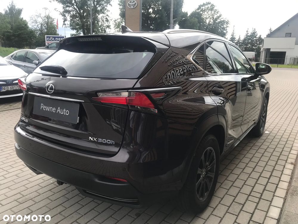 Lexus NX 300h Elite AWD - 9