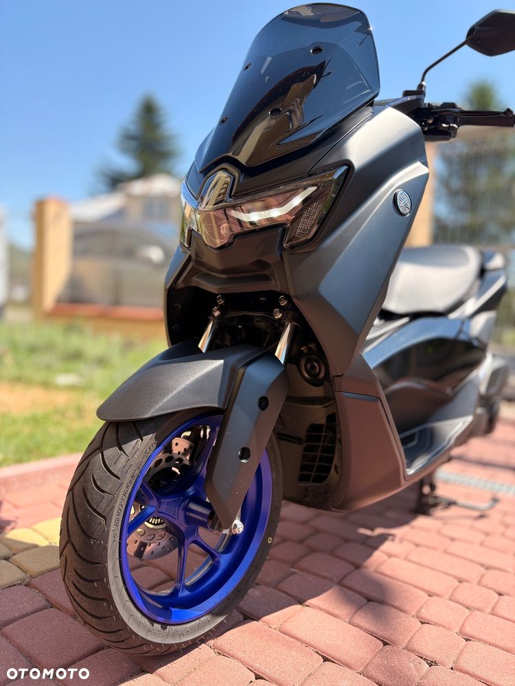 Yamaha NMAX - 4