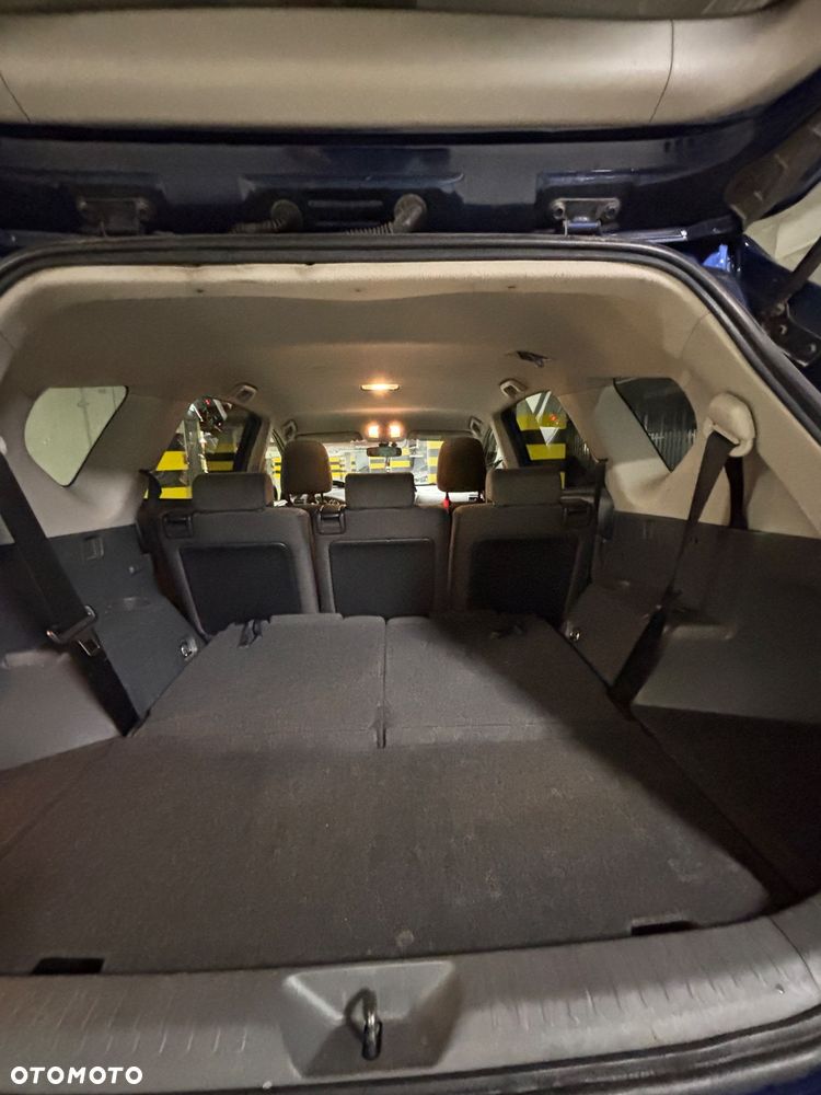 Toyota Prius+ - 5