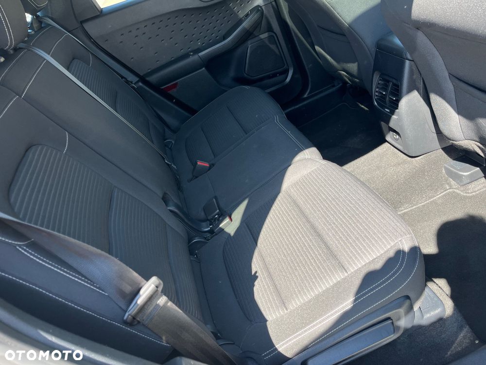 Ford Kuga 2.0 TDCi 4x2 Titanium - 11