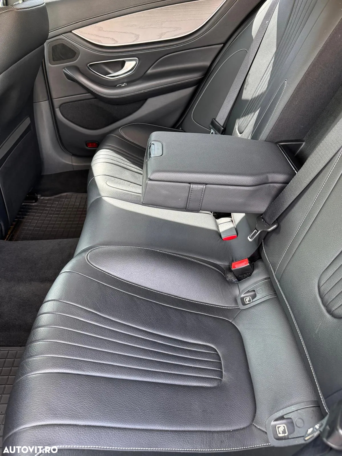 Mercedes-Benz CLS 350 d 4MATIC Aut - 14