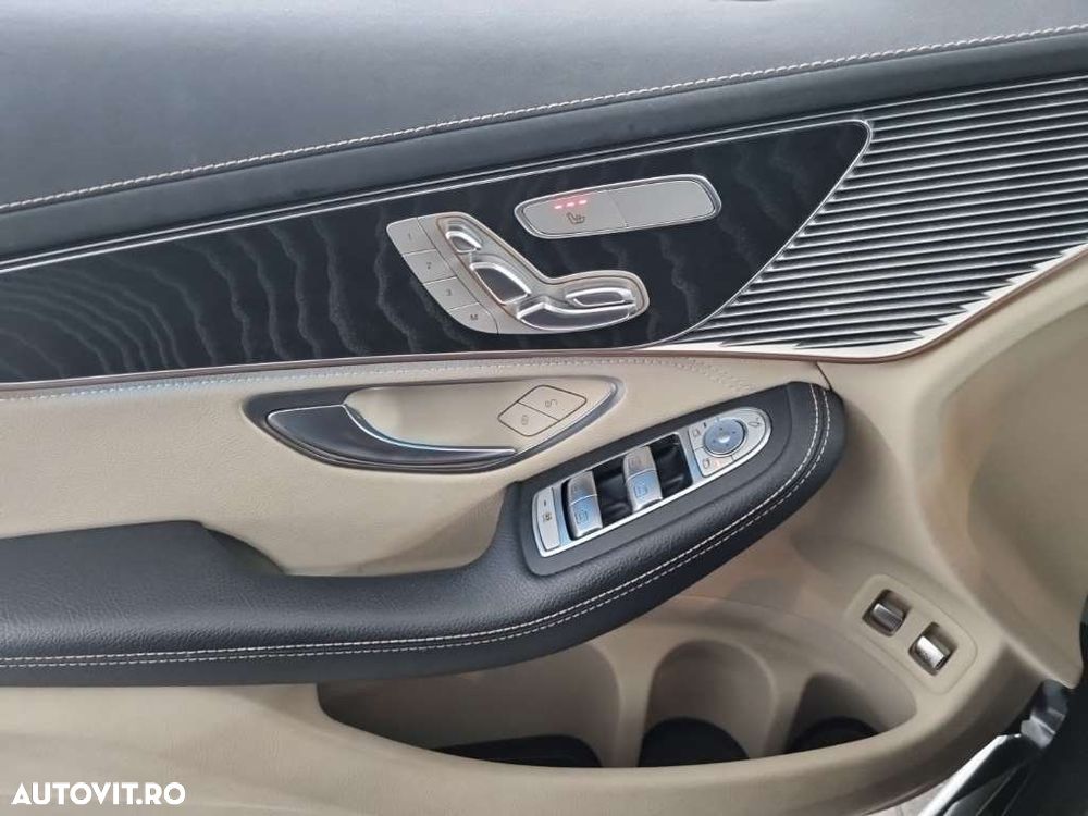 Mercedes-Benz EQC - 23