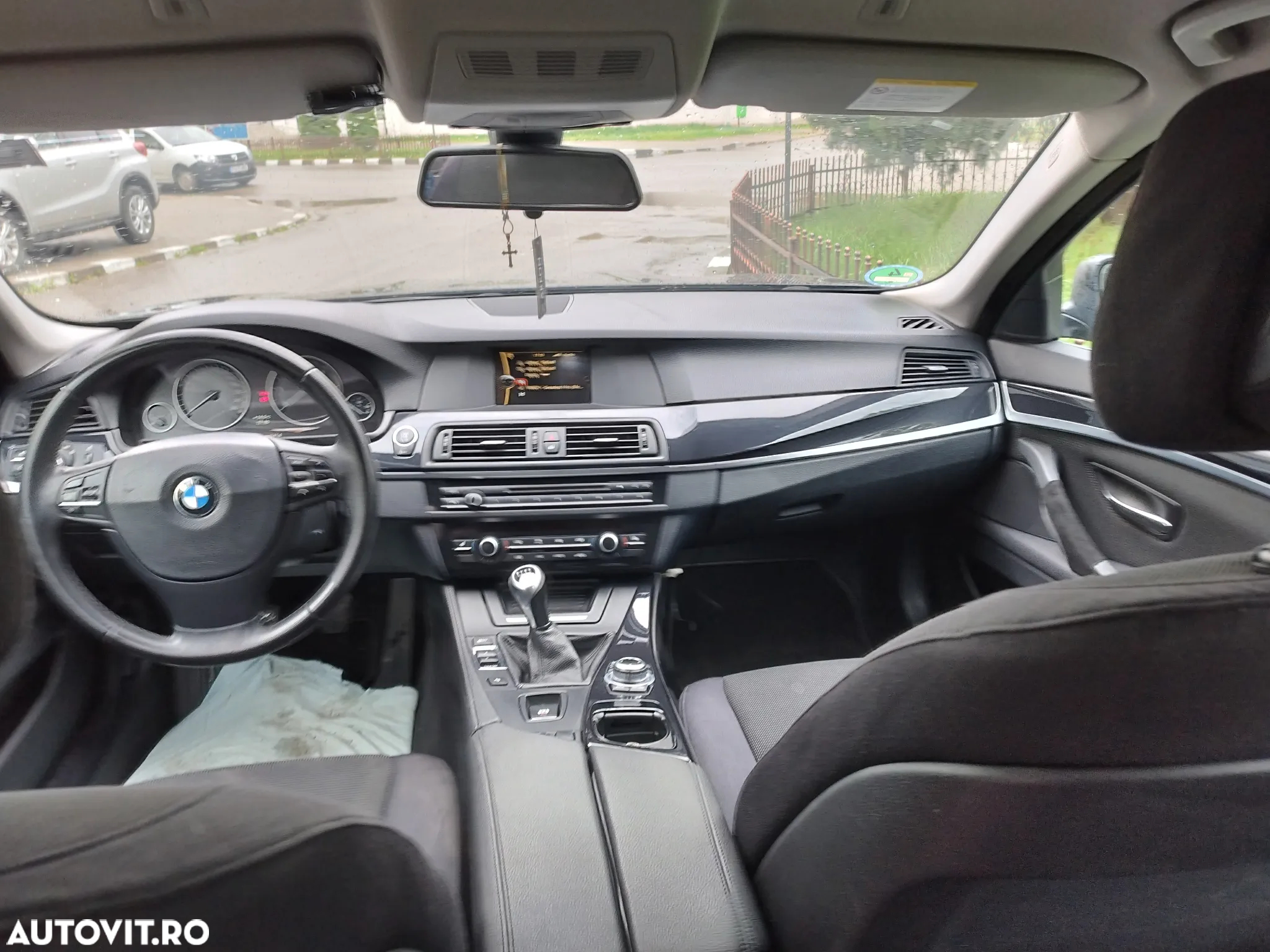 BMW Seria 5 520d Touring Blue Performance - 10