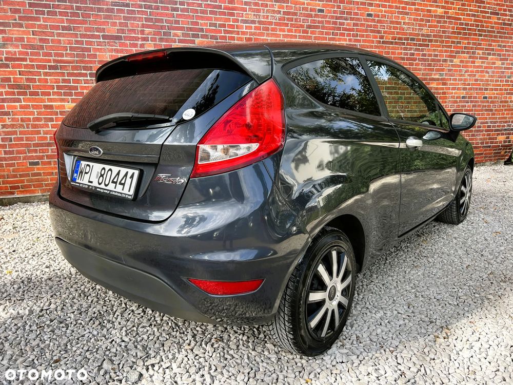 Ford Fiesta - 5