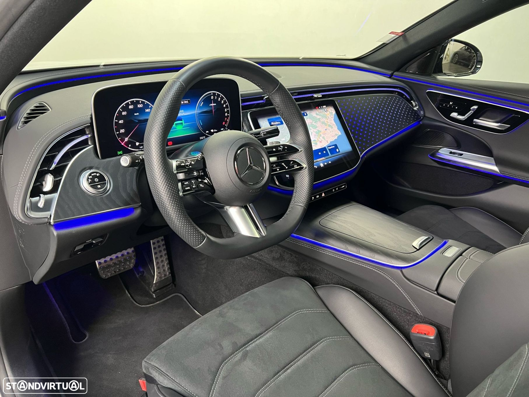 Mercedes-Benz E 300 e AMG Line - 5