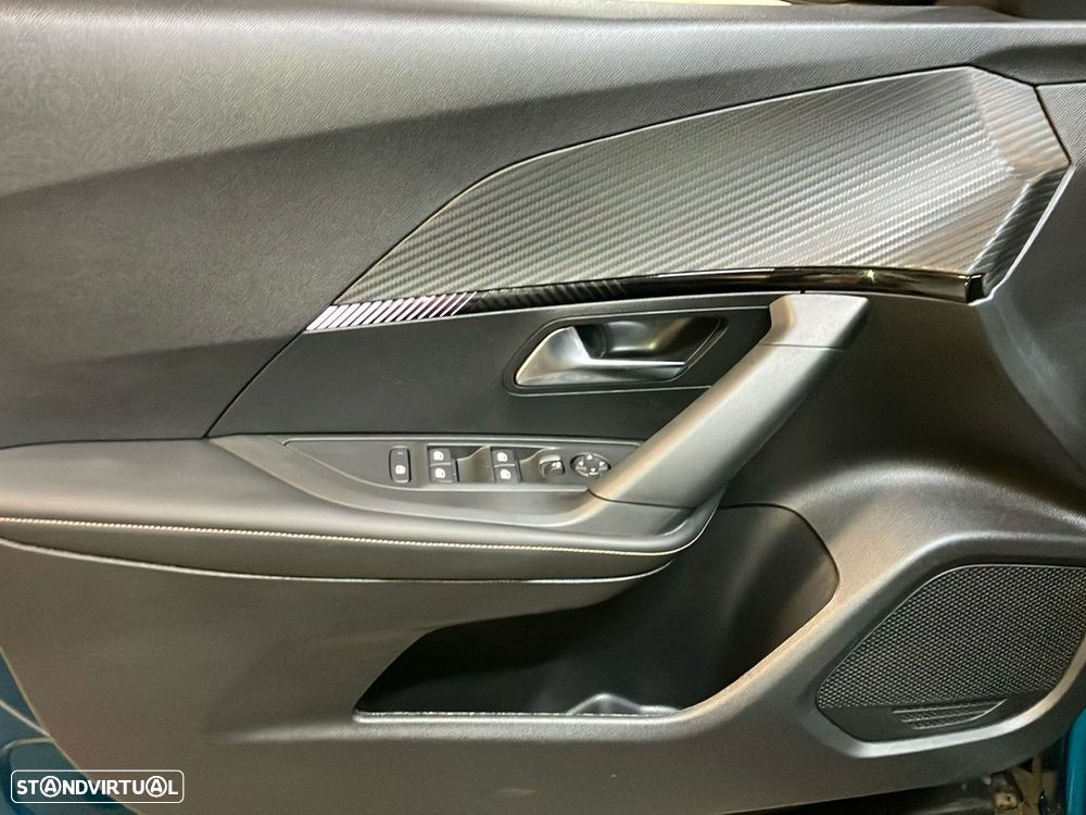 Peugeot e-2008 54 kWh Allure - 20