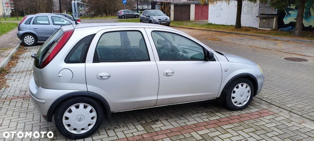 Opel Corsa - 7