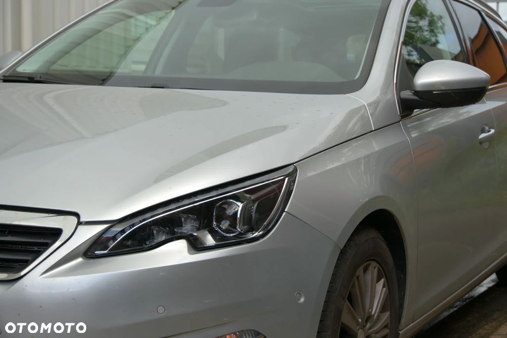Peugeot 308 1.6 THP Allure - 14