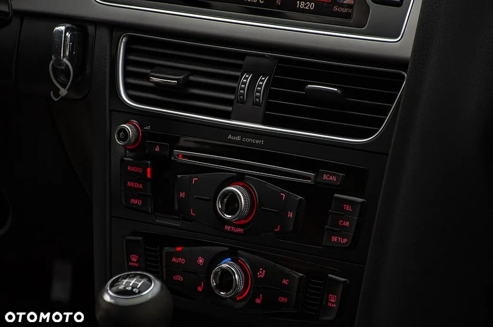 Audi A4 Avant 2.0 TDI DPF S line Sportpaket - 25