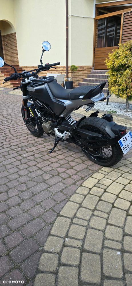 Husqvarna Svartpilen - 4