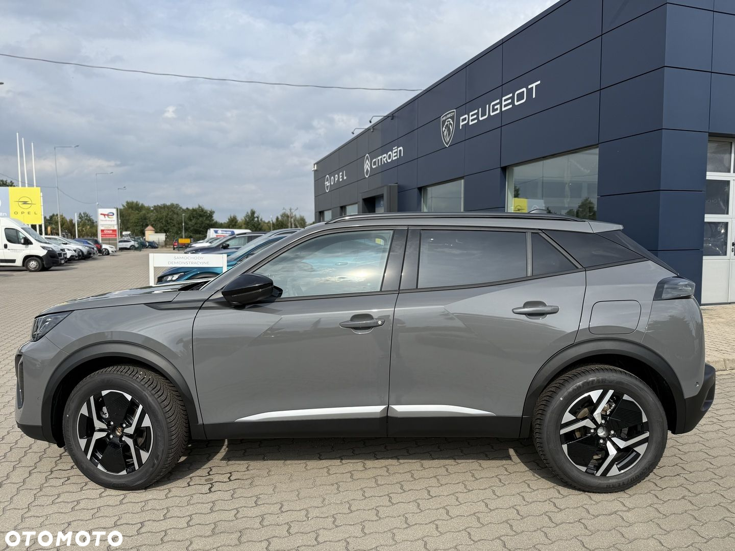 Peugeot 2008 - 9