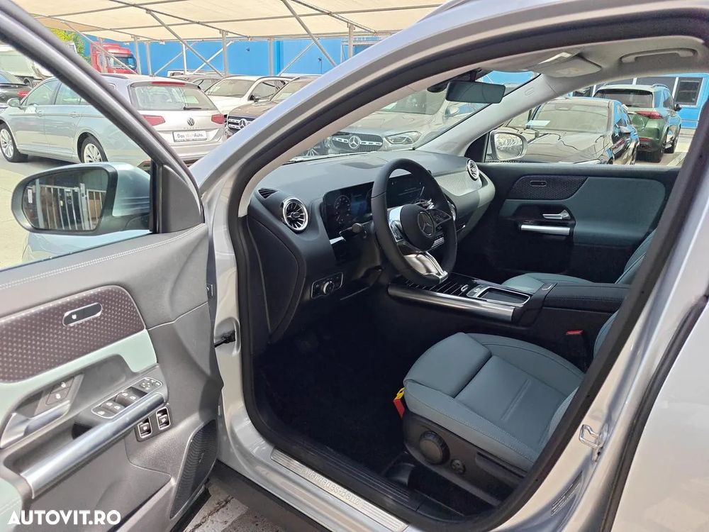 Mercedes-Benz GLA 250 e - 9