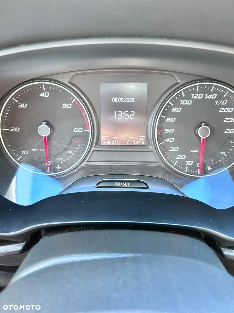 Seat Leon 1.6 TDI Style S&S DSG - 4