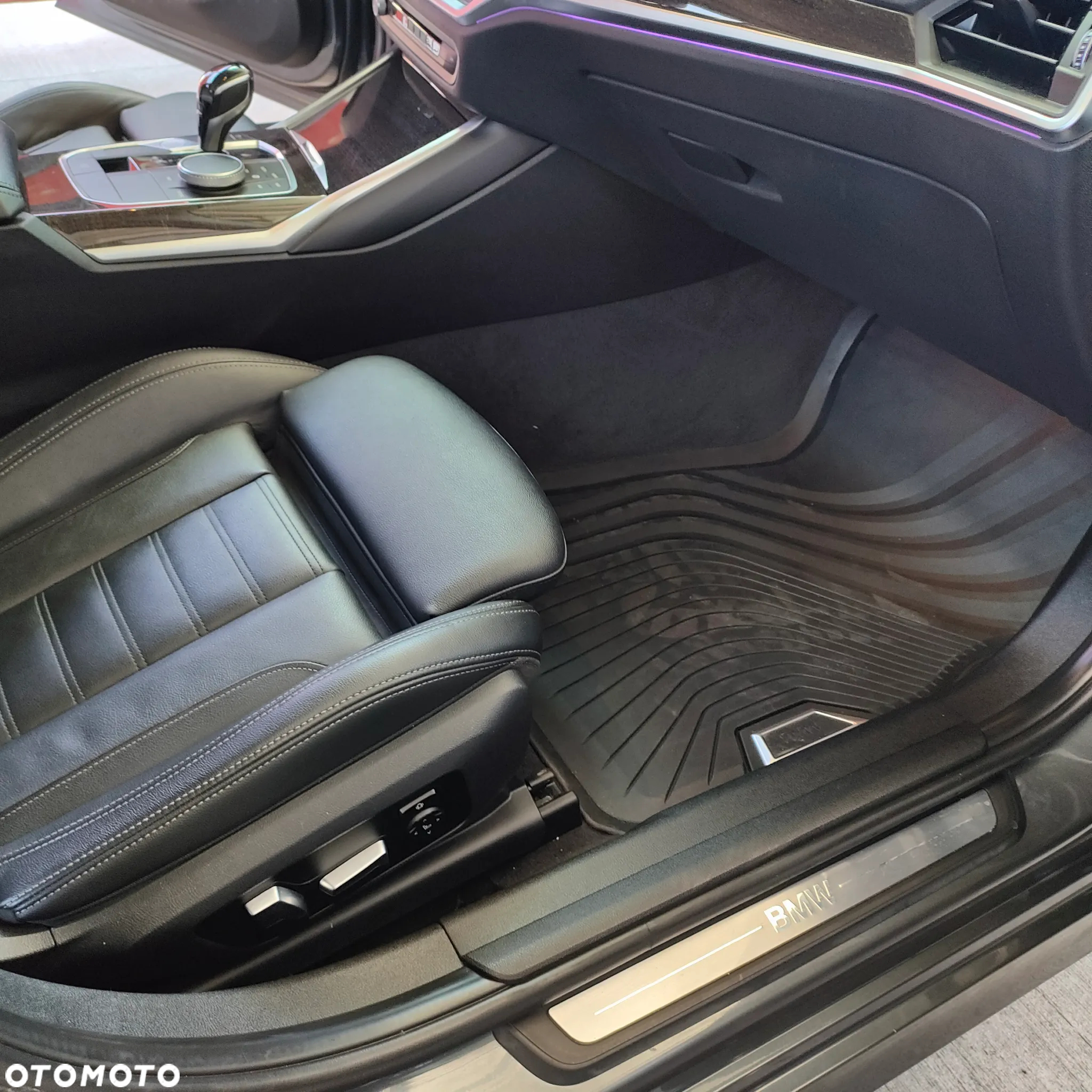 BMW Seria 3 320d Luxury Line - 14