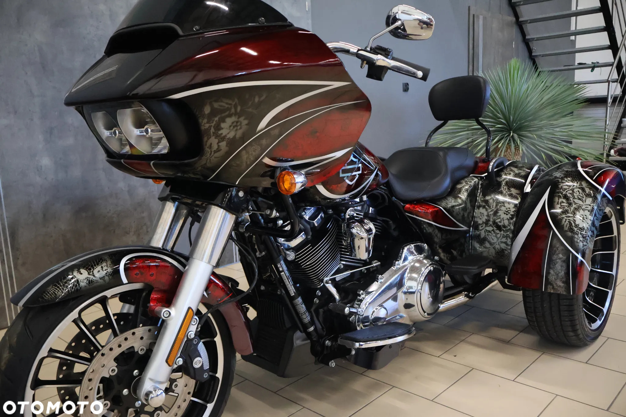 Harley-Davidson Touring Road Glide - 28
