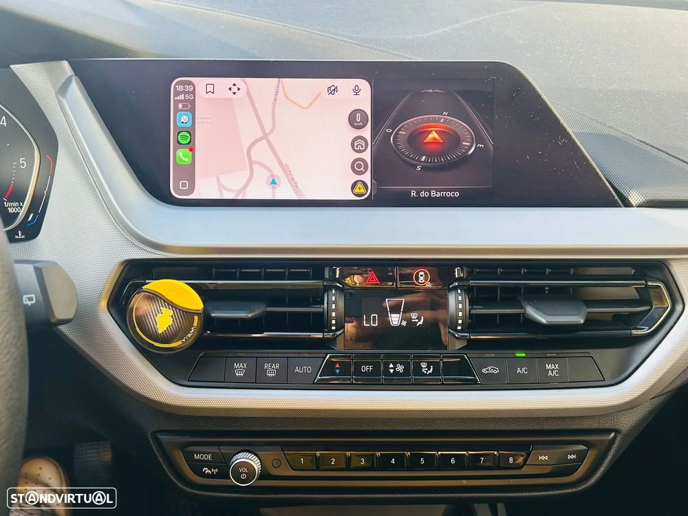BMW 116 d EfficientDynamics — fotografia 11