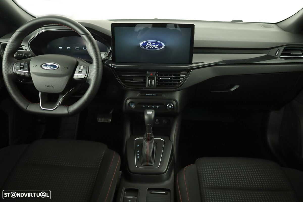 Ford Focus - 8