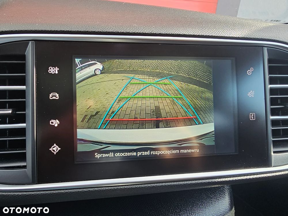 Peugeot 308 SW BlueHDi 120 Stop & Start Style - 11