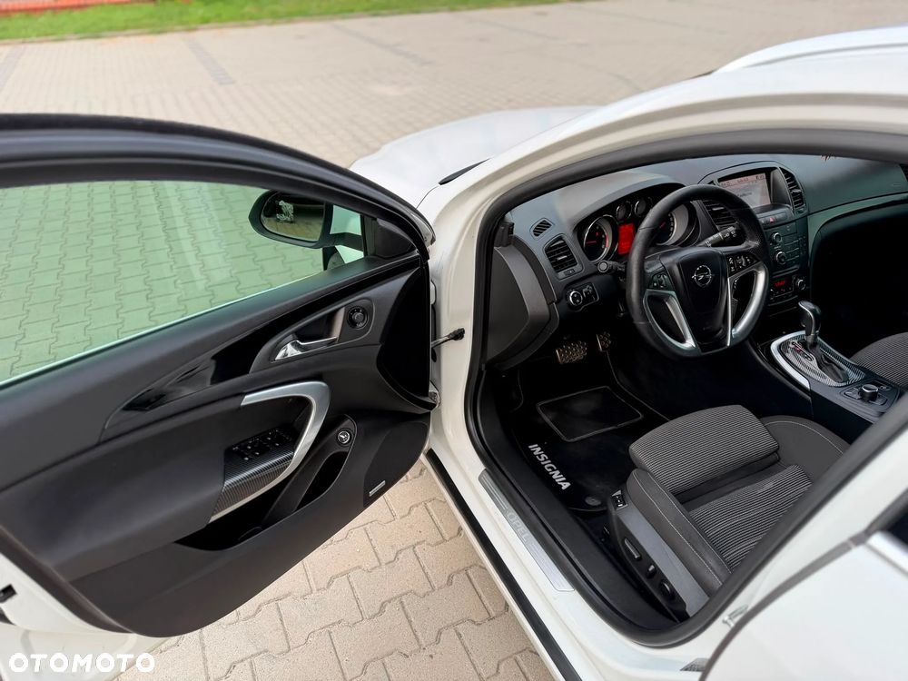 Opel Insignia - 26