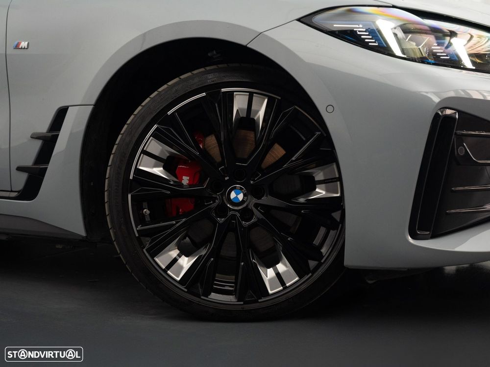 BMW i4 - 9
