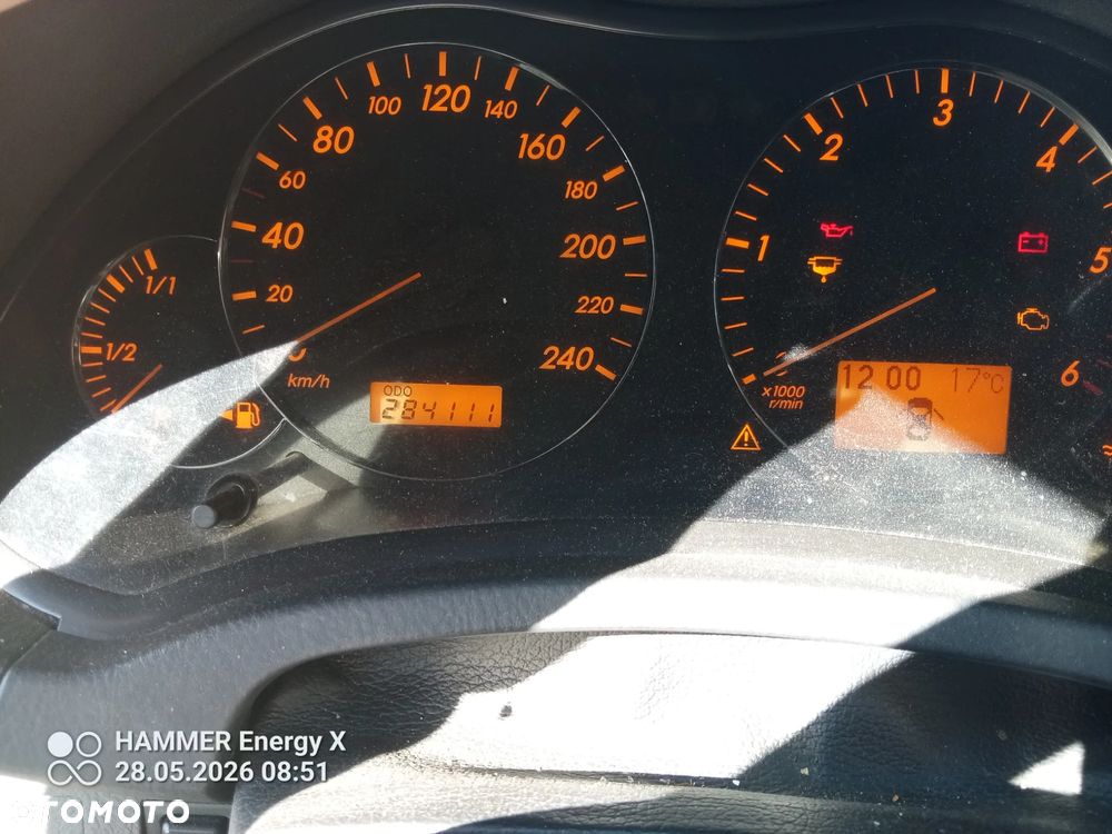 TOYOTA AVENSIS 2,0 D  na części - 12