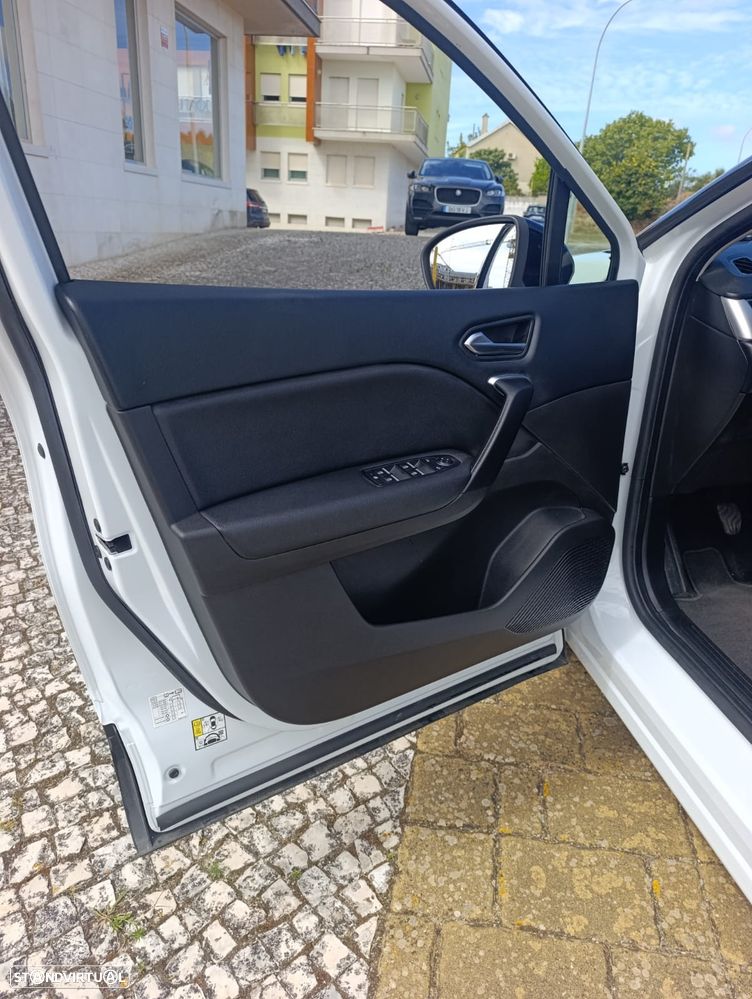 Renault Captur - 13