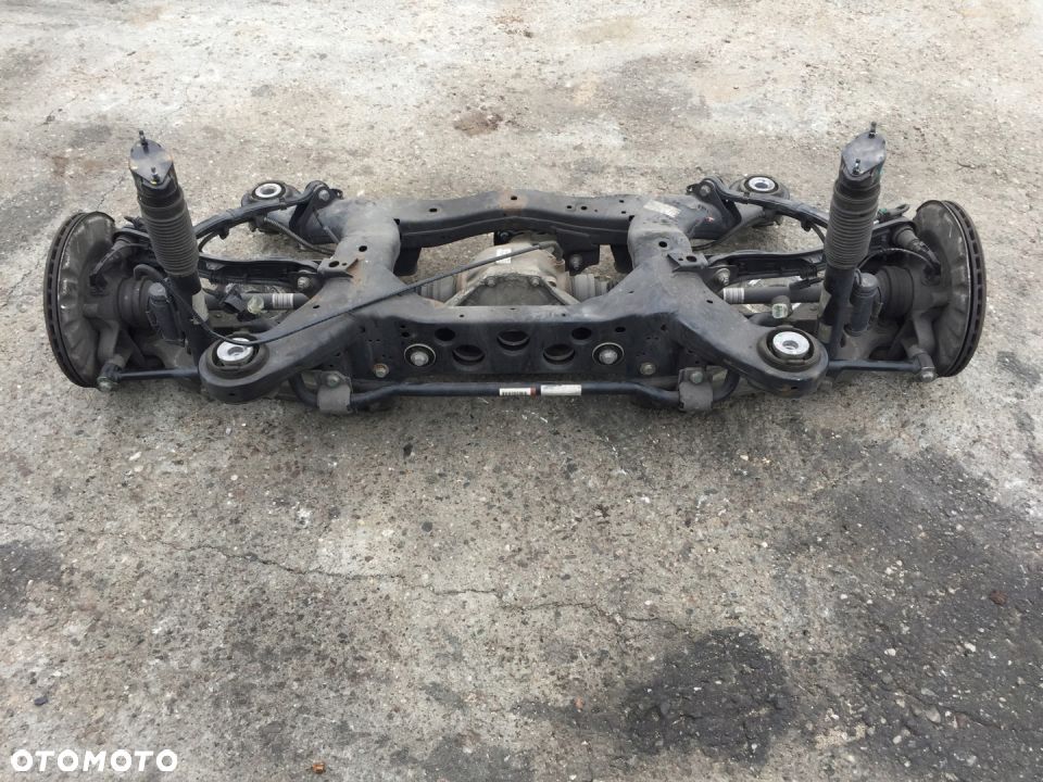 MERCEDES GLE 292 ML GL 166 ssanki wozek tyl - 1