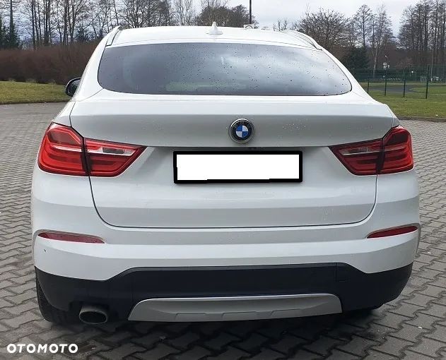 BMW X4 xDrive20i xLine - 11