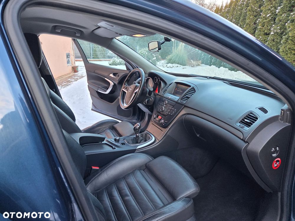 Opel Insignia - 8