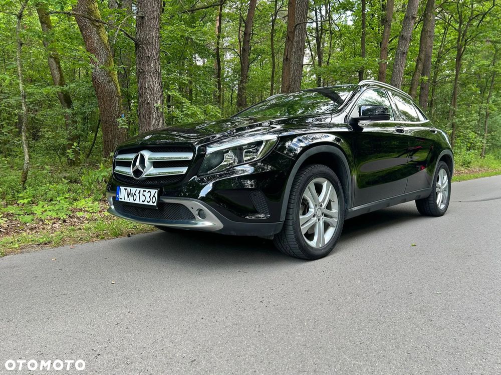 Mercedes-Benz GLA 250 4-Matic - 4