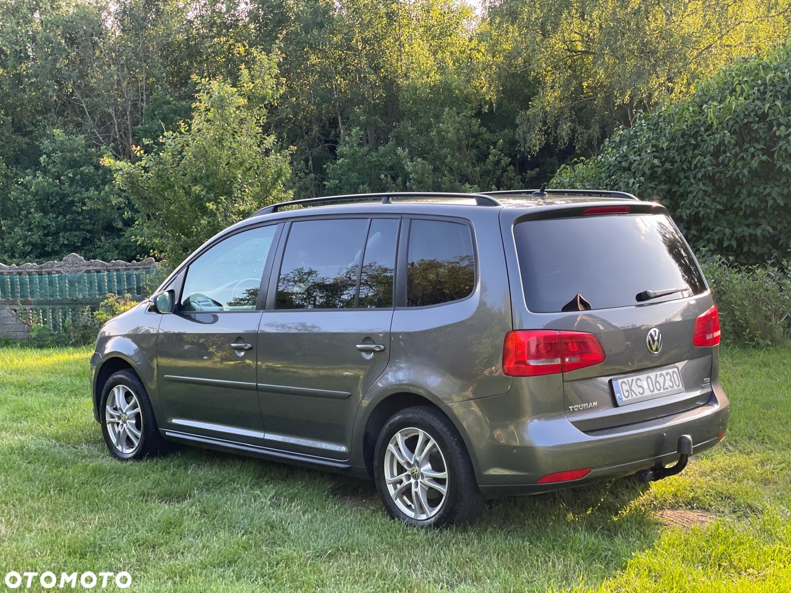 Volkswagen Touran 1.6 TDI DPF BlueMotion Technology Comfortline - 6