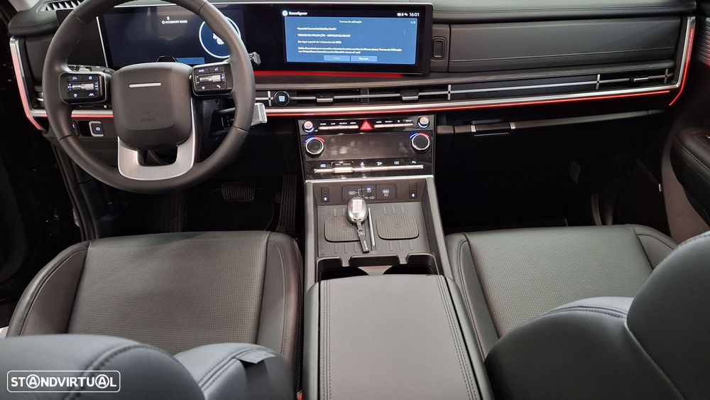 Hyundai Santa Fe 1.6 T-GDI PHEV Vanguard - 16