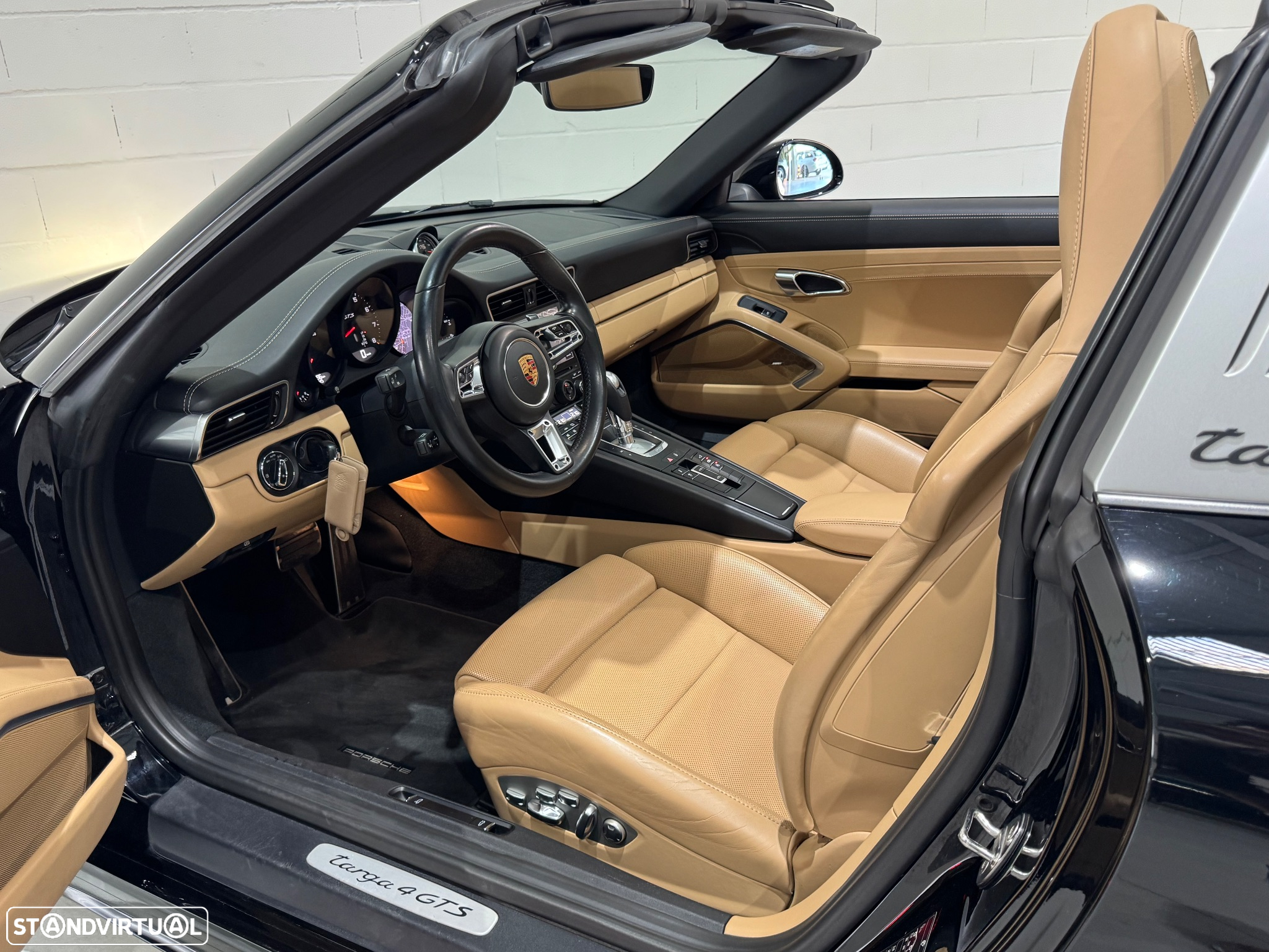 Porsche 911 (991) Targa 4 GTS PDK - 5