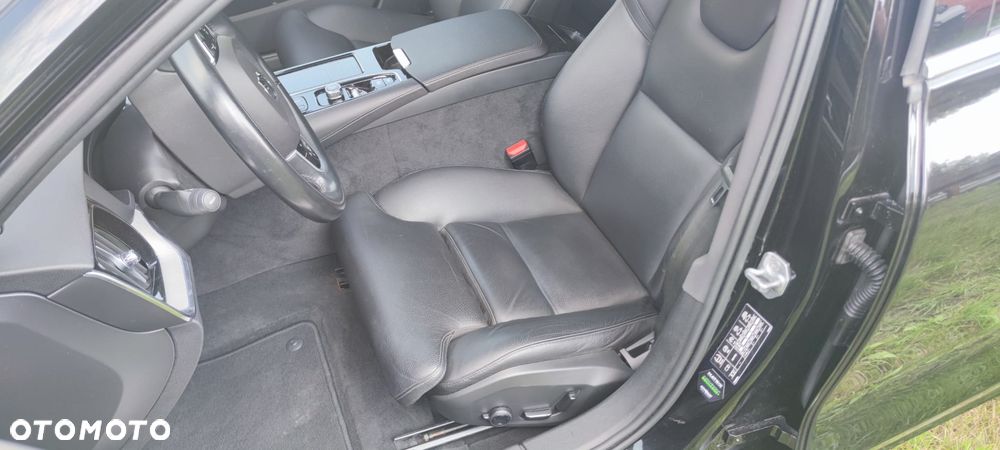 Volvo V60 T6 AWD Recharge Geartronic Inscription - 8