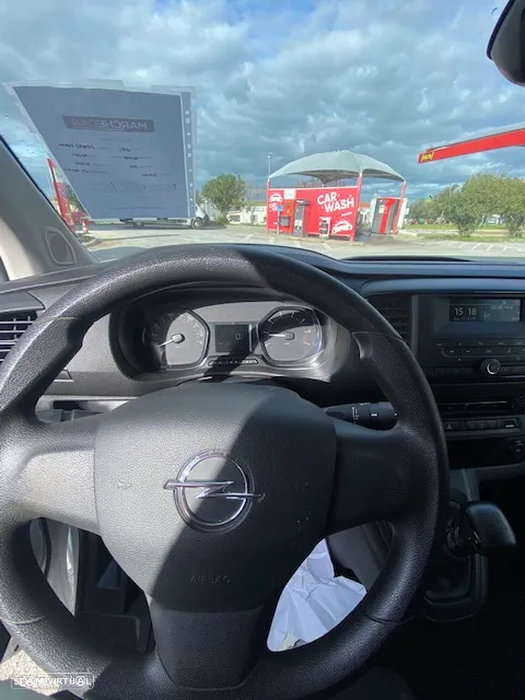 Opel VIVARO - 9