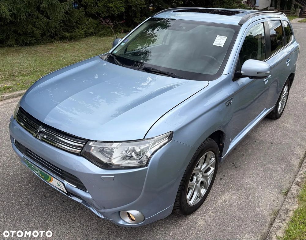Mitsubishi Outlander - 6